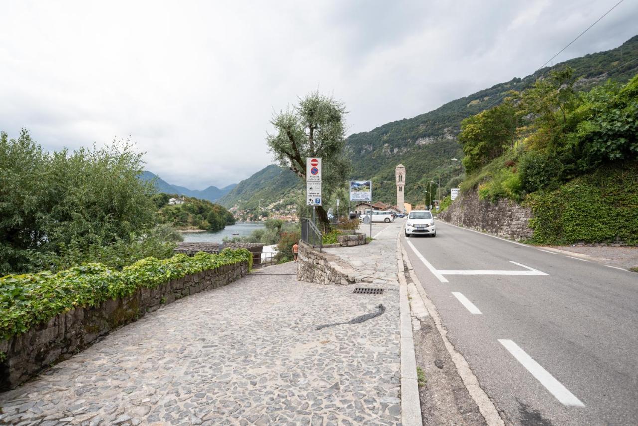 Lake Como Studio With Balcony And Private Parking Ossuccio Buitenkant foto